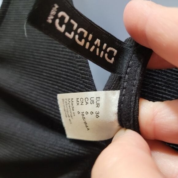 H&M Divided Women's Size 6 Black Ribbed Skater Dress Sleeveless Stretchy - Picture 4 of 5